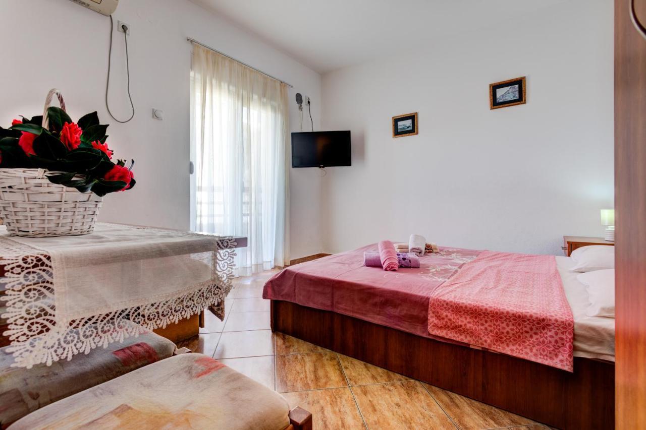 Villa Savovic Petrovac Luaran gambar