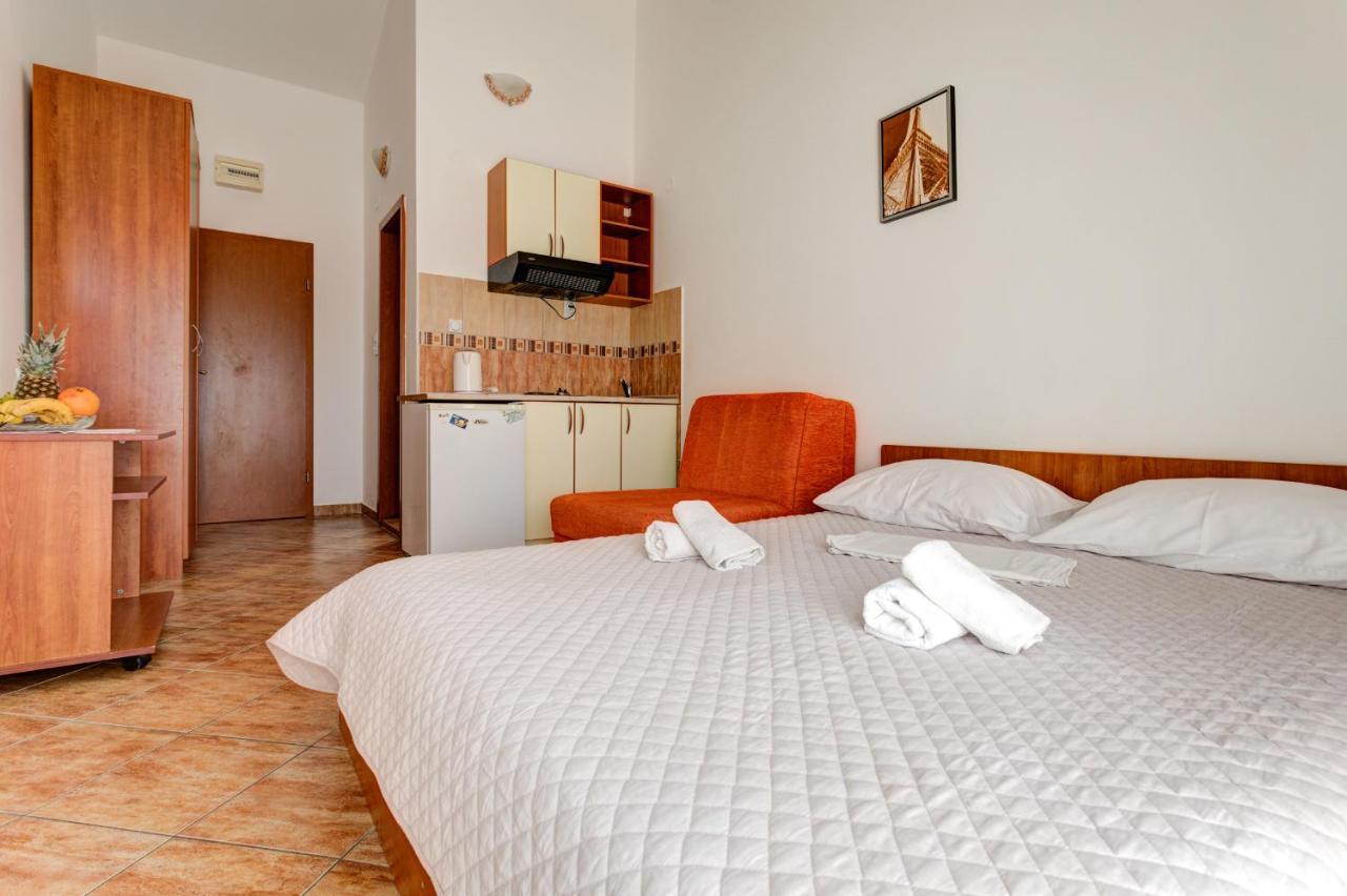 Villa Savovic Petrovac Luaran gambar