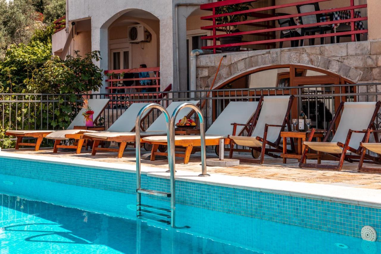 Villa Savovic Petrovac Luaran gambar